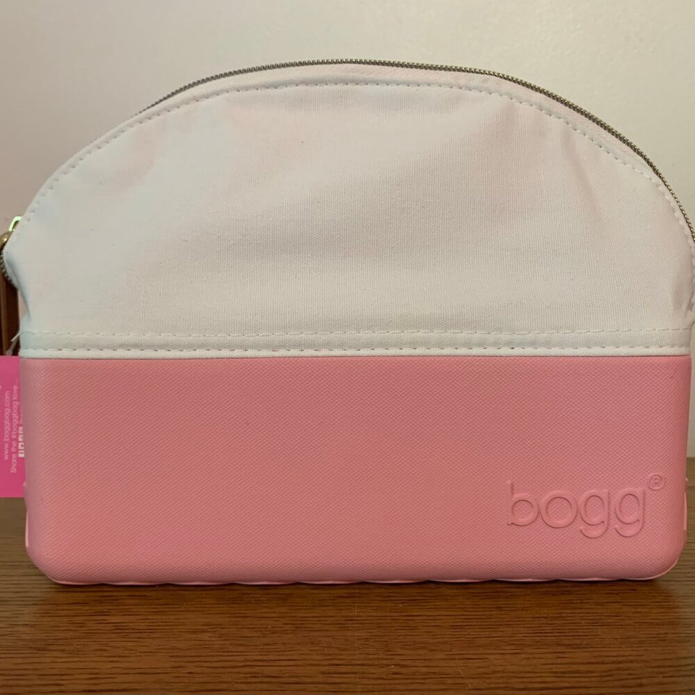 NWT Blowing Pink Bubbles Beauty and the Bogg